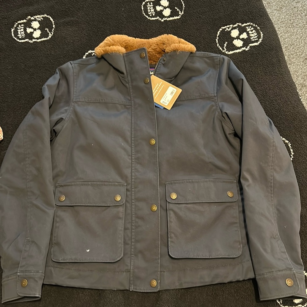 NWT Women’s Patagonia Maple Grove jacket